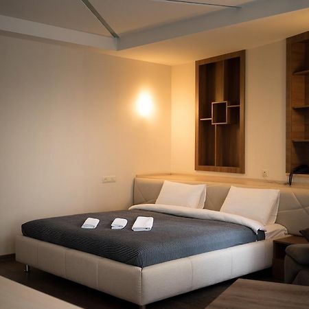 All Seasons Hotel On Freedom Square Tbilisi Luaran gambar
