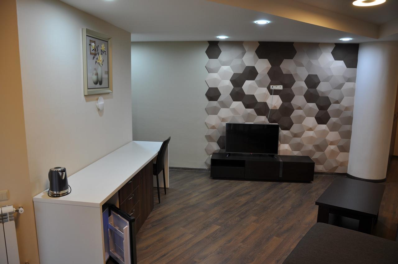 All Seasons Hotel On Freedom Square Tbilisi Luaran gambar
